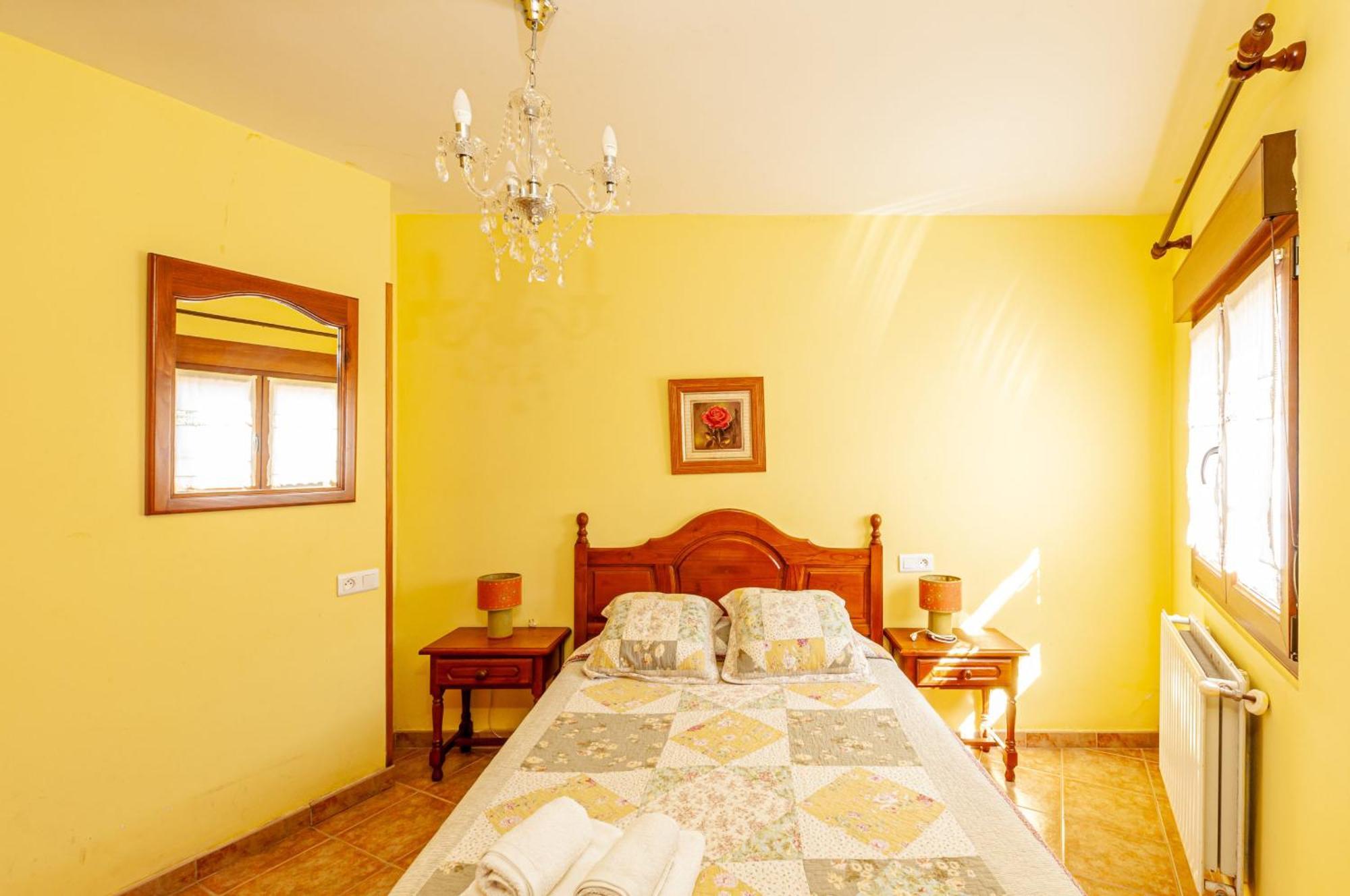 Apartamentos La Regoria Arenas De Cabrales Exteriör bild