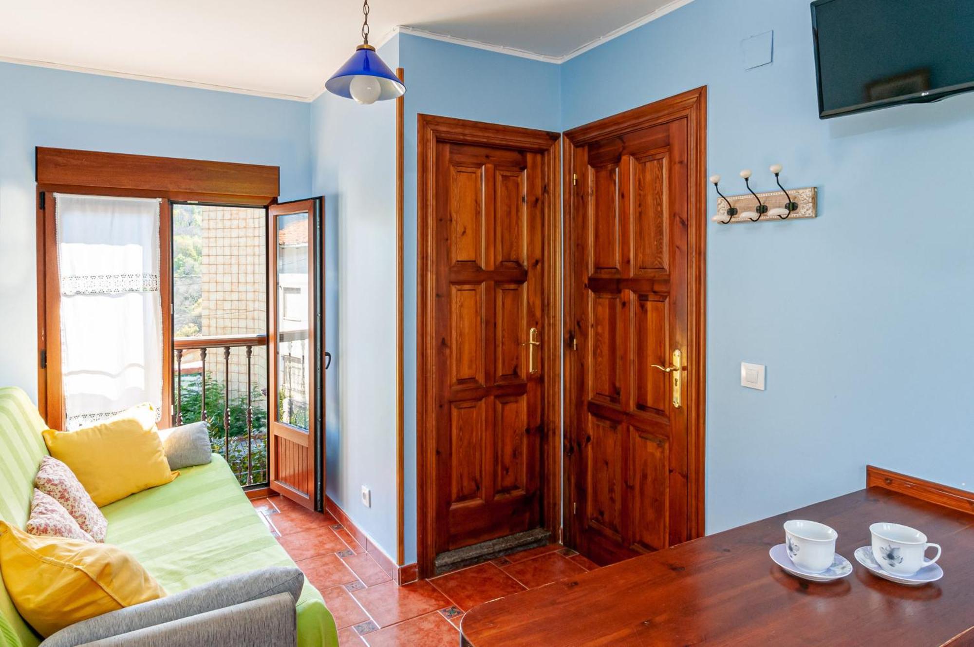 Apartamentos La Regoria Arenas De Cabrales Exteriör bild