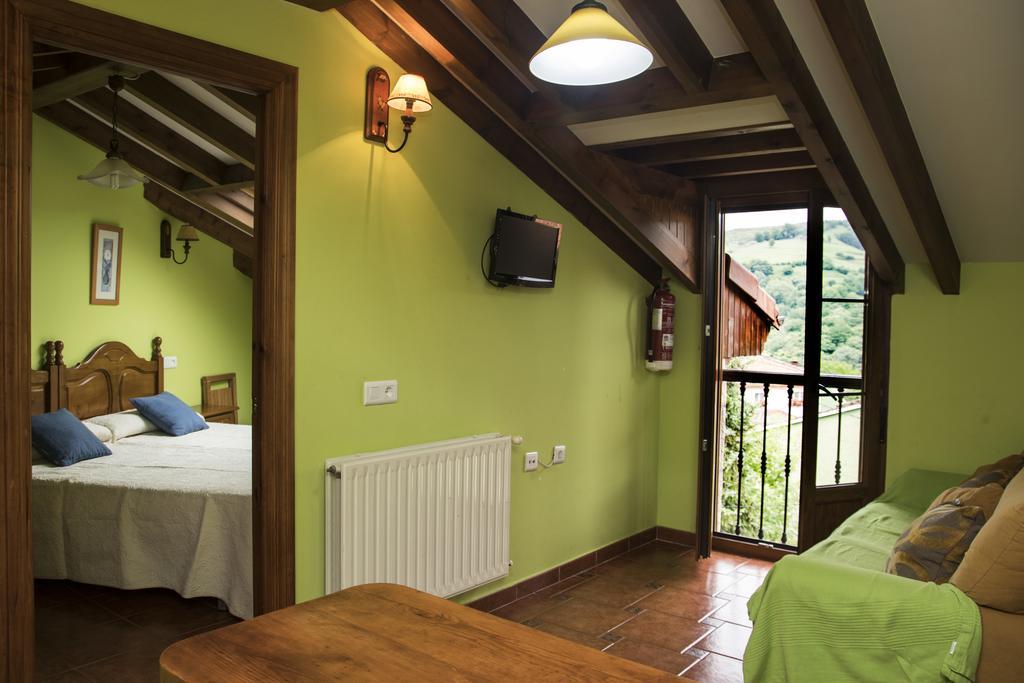 Apartamentos La Regoria Arenas De Cabrales Exteriör bild